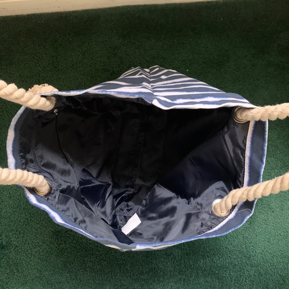 Large Striped Beach Tote Bag - Picture 2 of 4